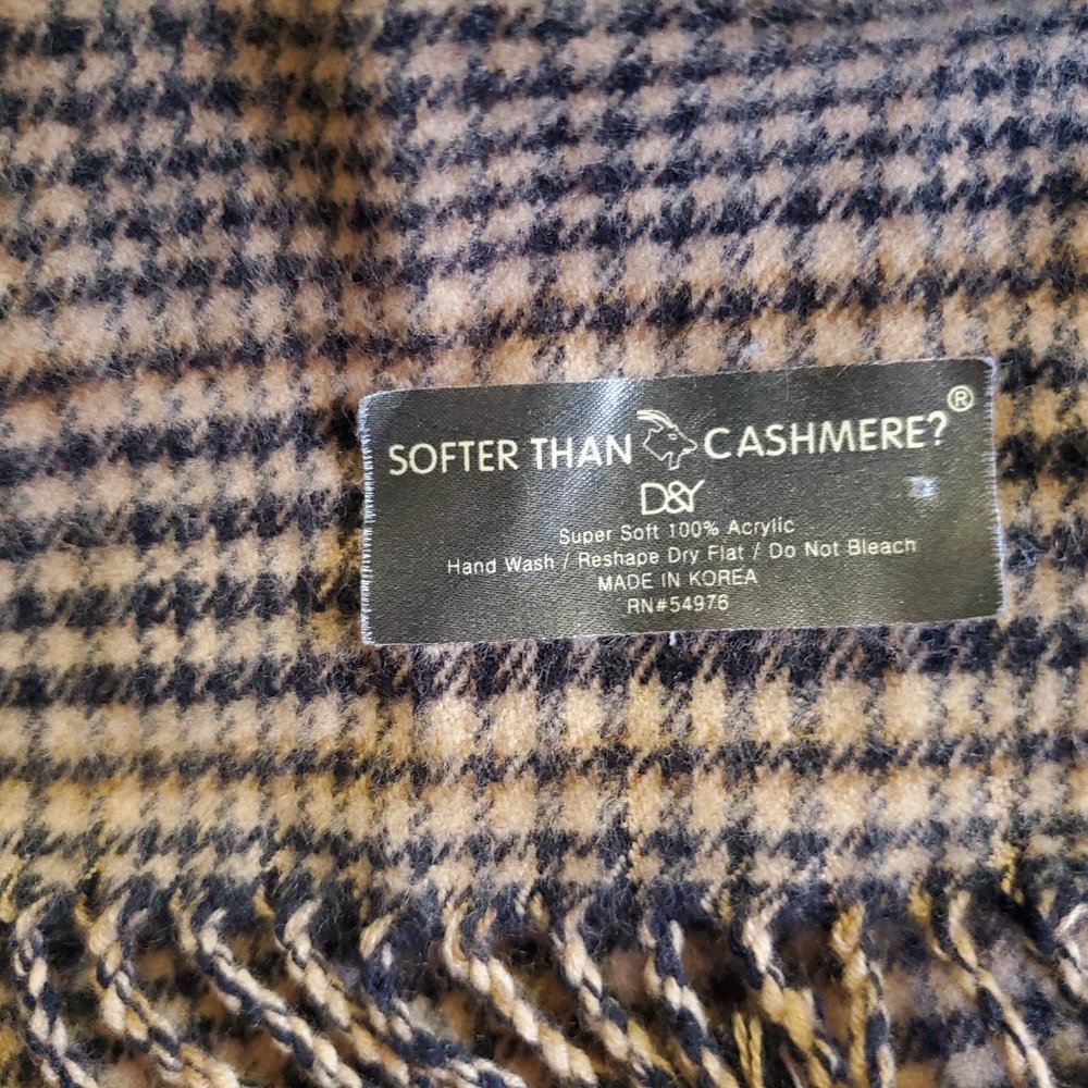 D&Y Scarf View 5